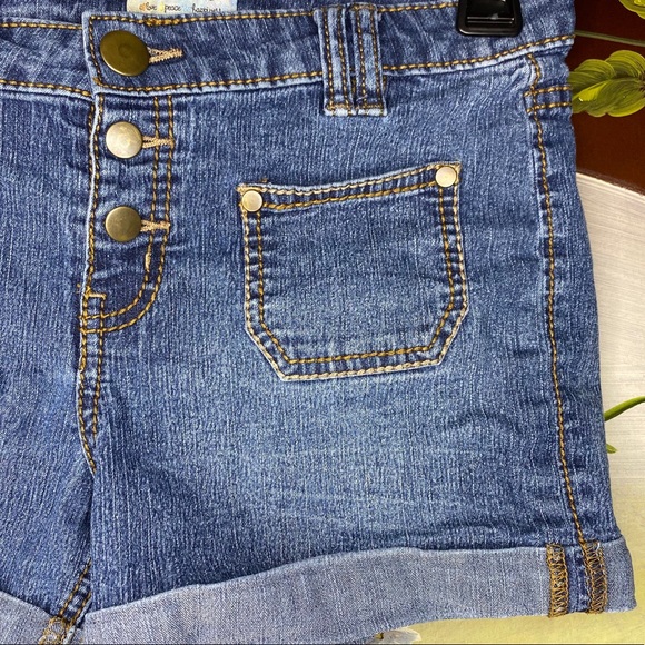 MUDD Button Fly Blue Denim Girls Jean Shorts - Picture 5 of 9